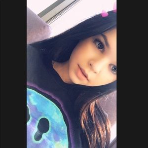 Meet your Posher, Sierra